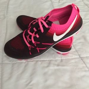 Women’s Nike Free Runs Flynit